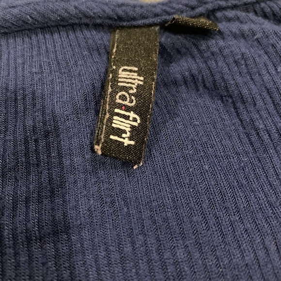 Ultra Flirt Blue Fitted Cap Sleeve T-Shirt Size XL - Picture 3 of 6